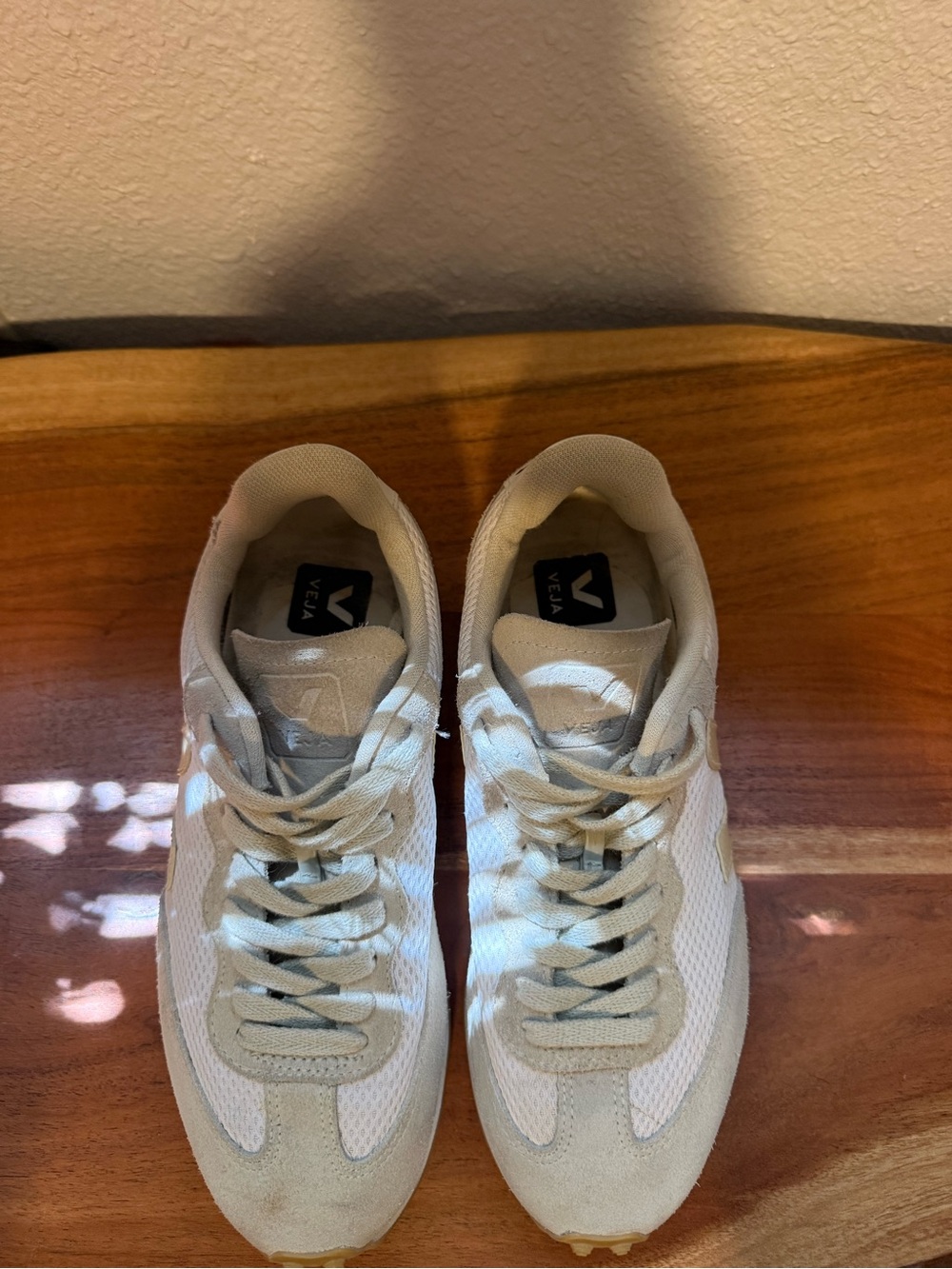 Veja Rio Branco - Women Sneakers in White and Beige - Picture 3 of 5